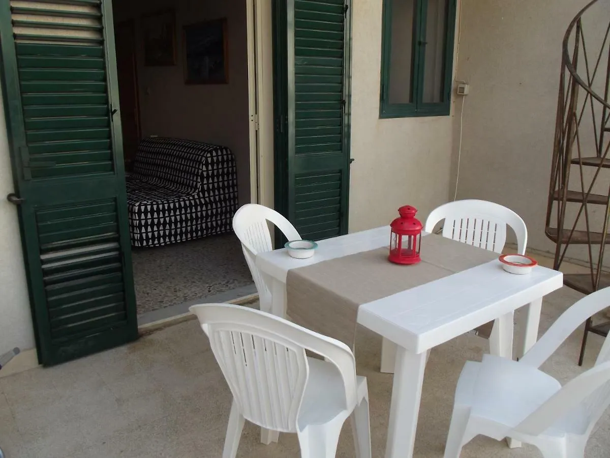 Casa Ginestre Villa Donnalucata  Italia