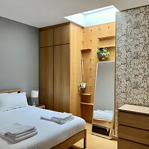 Bilocale Su Corte Milanese , Milano Italia